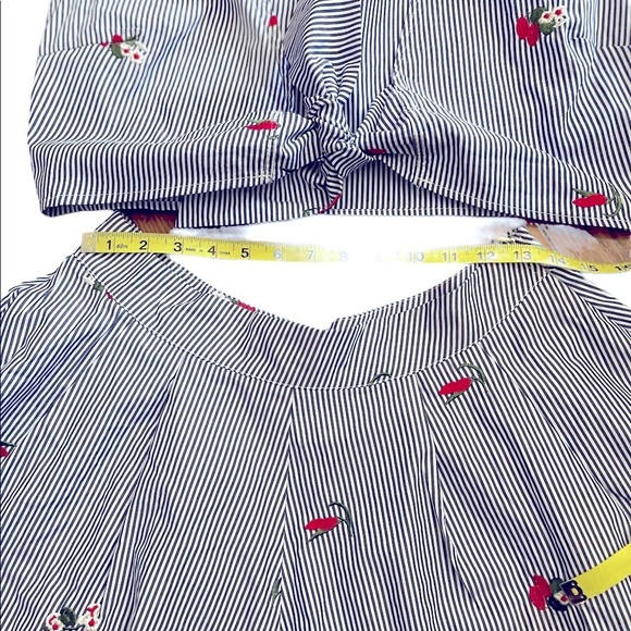 A’ Gaci Striped high Rise pleated pleated skirt and cropped top set size large - Picture 7 of 12